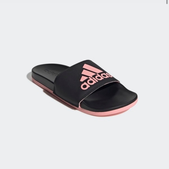 adidas women's adilette comfort
